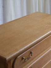 Load image into Gallery viewer, Solid Oak Chest Of Drawers With Bun Feet