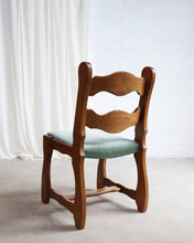 Load image into Gallery viewer, Set Of 6 Razorback Oak Dining Chairs