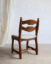 Load image into Gallery viewer, Set Of 6 Razor Back Oak Chairs By Guillerme Et Chambron