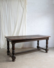 Load image into Gallery viewer, Solid Oak Spanish Dining Table
