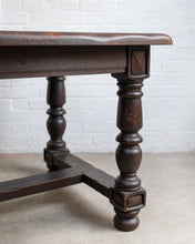 Load image into Gallery viewer, Solid Oak Spanish Dining Table