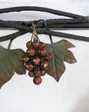 Load image into Gallery viewer, Twisted Metal Vine Mirror