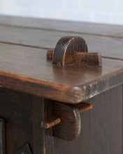 Load image into Gallery viewer, Arts And Crafts Oak Sidebaord
