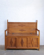 Load image into Gallery viewer, Oak Spanish Settle Or Storage Bench