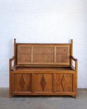 Load image into Gallery viewer, Oak Spanish Settle Or Storage Bench
