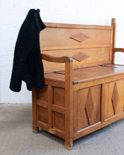 Load image into Gallery viewer, Oak Spanish Settle Or Storage Bench