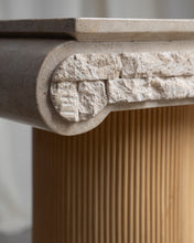 Load image into Gallery viewer, Tessellated And Pencil Reed Plinth