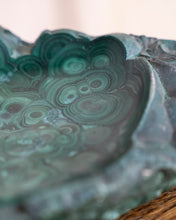 Load image into Gallery viewer, Carved Malachite Vide Poche