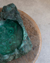 Load image into Gallery viewer, Carved Malachite Vide Poche