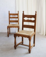 Load image into Gallery viewer, Razor Back Rush Seat Dining Chairs