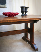 Load image into Gallery viewer, Solid Oak Spanish Hand Carved Table