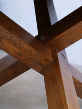 Load image into Gallery viewer, Round Solid Oak Dining Table
