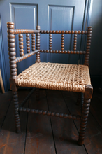 Load image into Gallery viewer, 19th Century Bobbin Turned Oak Corner Chair