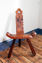 Load image into Gallery viewer, European tripod birthing chair