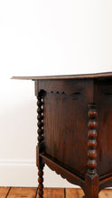Load image into Gallery viewer, Edwardian Bobbin Turned Side Table With Scalloped Edge