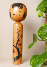 Load image into Gallery viewer, Vintage Japanese Kokeshi Doll