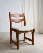 Load image into Gallery viewer, Set Of 6 Razor Back Oak Chairs By Guillerme Et Chambron
