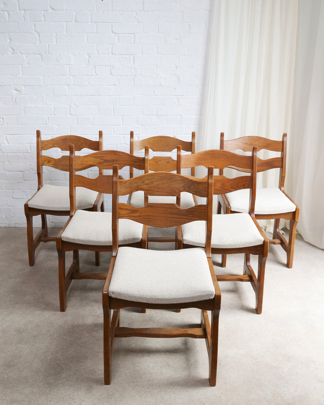 Set Of 6 Razor Back Oak Chairs By Guillerme Et Chambron
