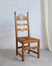 Load image into Gallery viewer, A Set of 6 Razor Back Chairs
