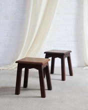 Load image into Gallery viewer, Pair of Solid Oak Side Tables
