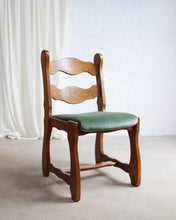 Load image into Gallery viewer, Set Of 6 Razorback Oak Dining Chairs
