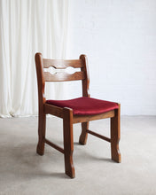 Load image into Gallery viewer, Set of 6 Oak Razorback Dining Chairs
