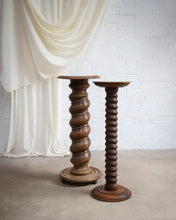 Load image into Gallery viewer, Heavy Oak Spiral Plinth
