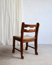 Load image into Gallery viewer, Set of 6 Oak Razorback Dining Chairs
