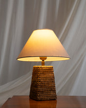 Load image into Gallery viewer, Small Basket Lamp
