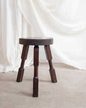 Load image into Gallery viewer, Geometric Oak stool

