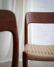 Load image into Gallery viewer, INDIVIDUAL Niels O. Møllers Model 75 Paper Cord Dining Chairs
