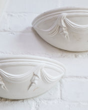 Load image into Gallery viewer, Roman Drape Plaster Sconce Uplighters
