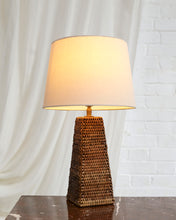 Load image into Gallery viewer, Rattan Basket Weave Lamp
