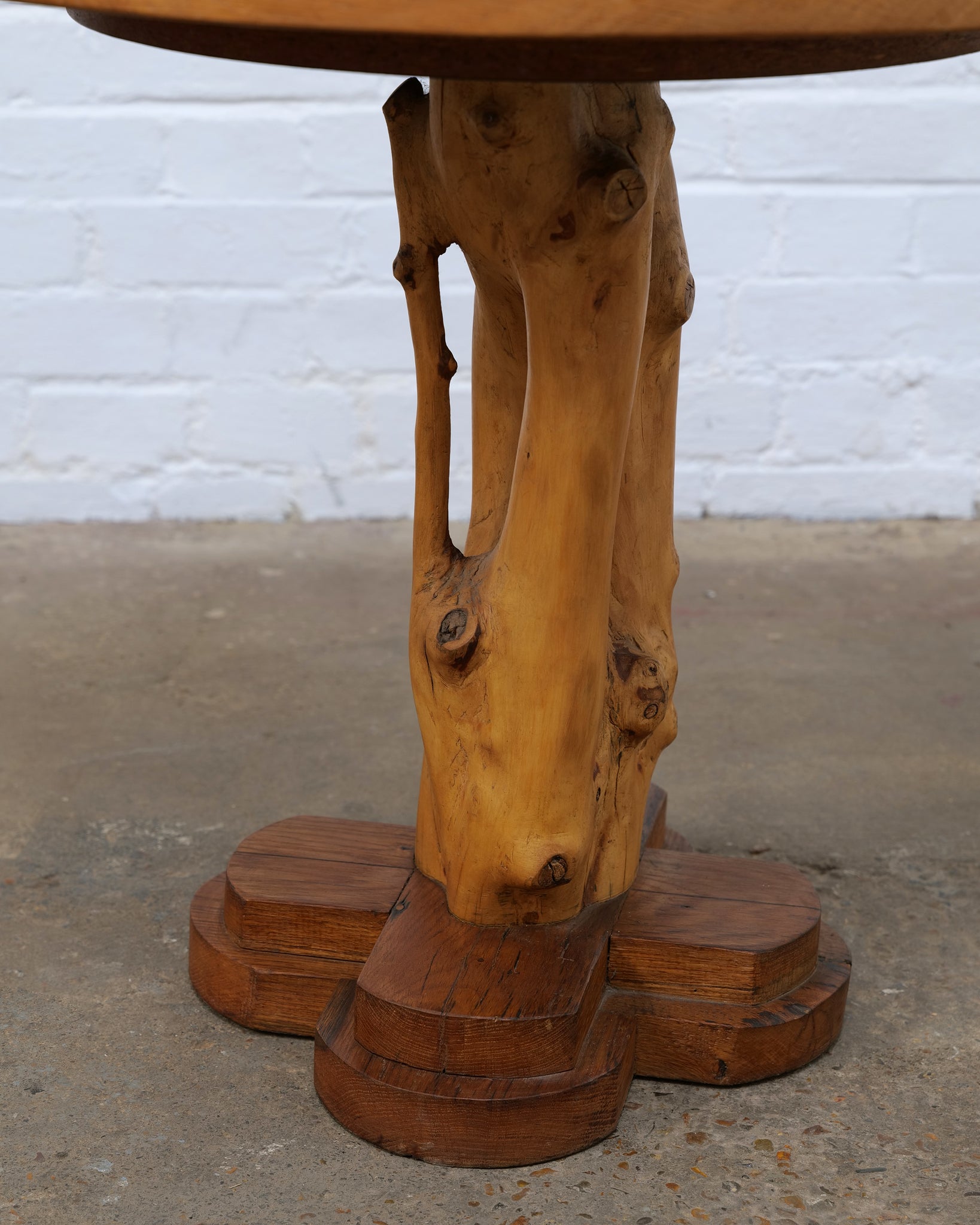 TREE TRUNK TABLE – Vantage Living