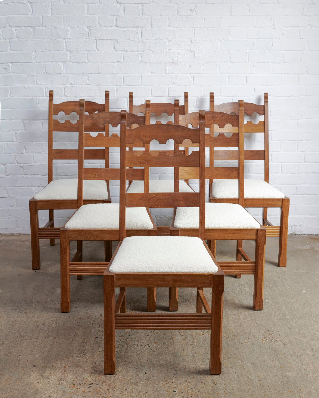 SET OF 6 RAZOR BACK DINING CHAIRS