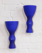 Load image into Gallery viewer, ITALIAN FROSTED GLASS 80’s WALL SCONCES
