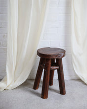 Load image into Gallery viewer, Chunky Oak Stool
