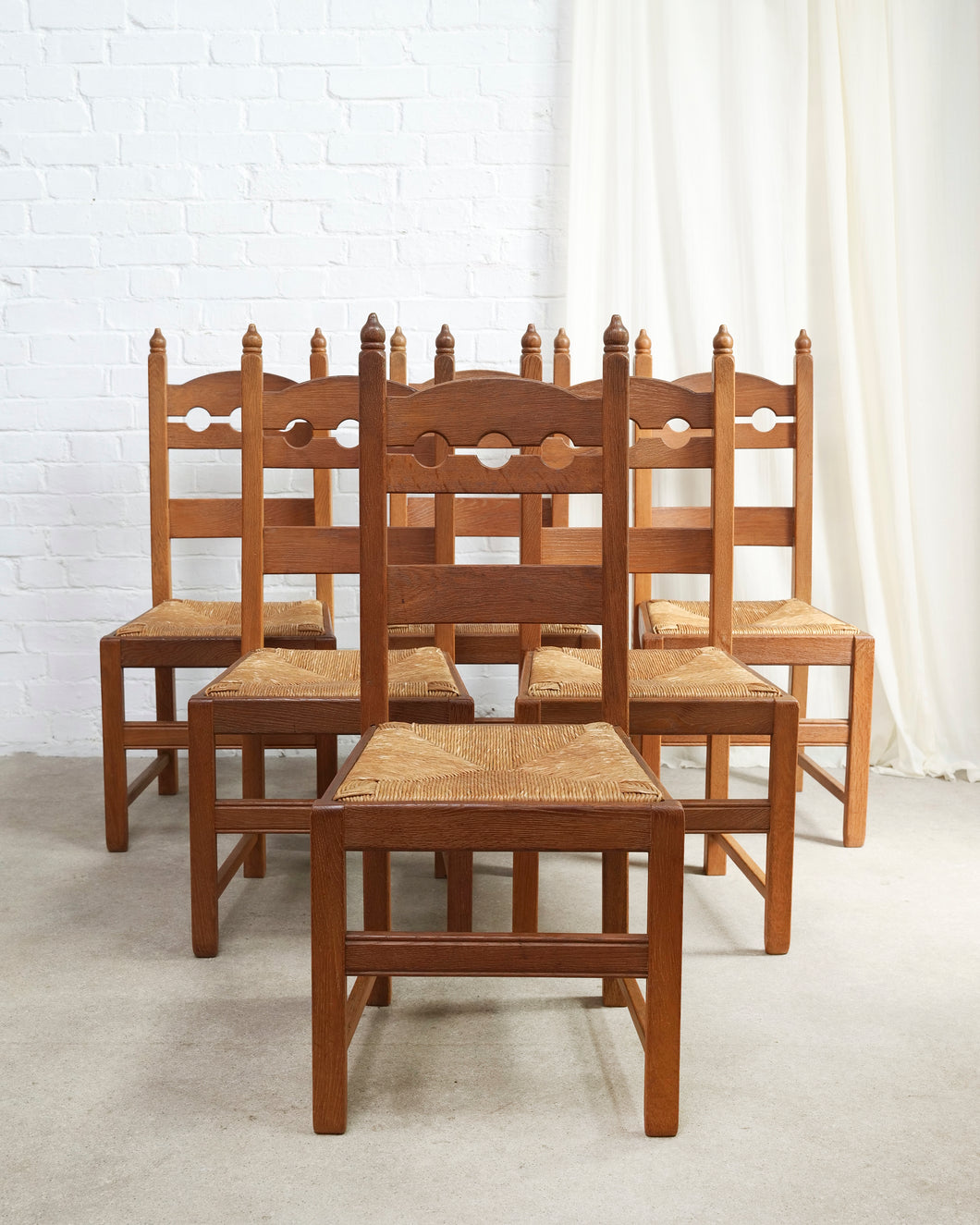 Set of 6 Razor Back Dining Chairs With Rush Seats