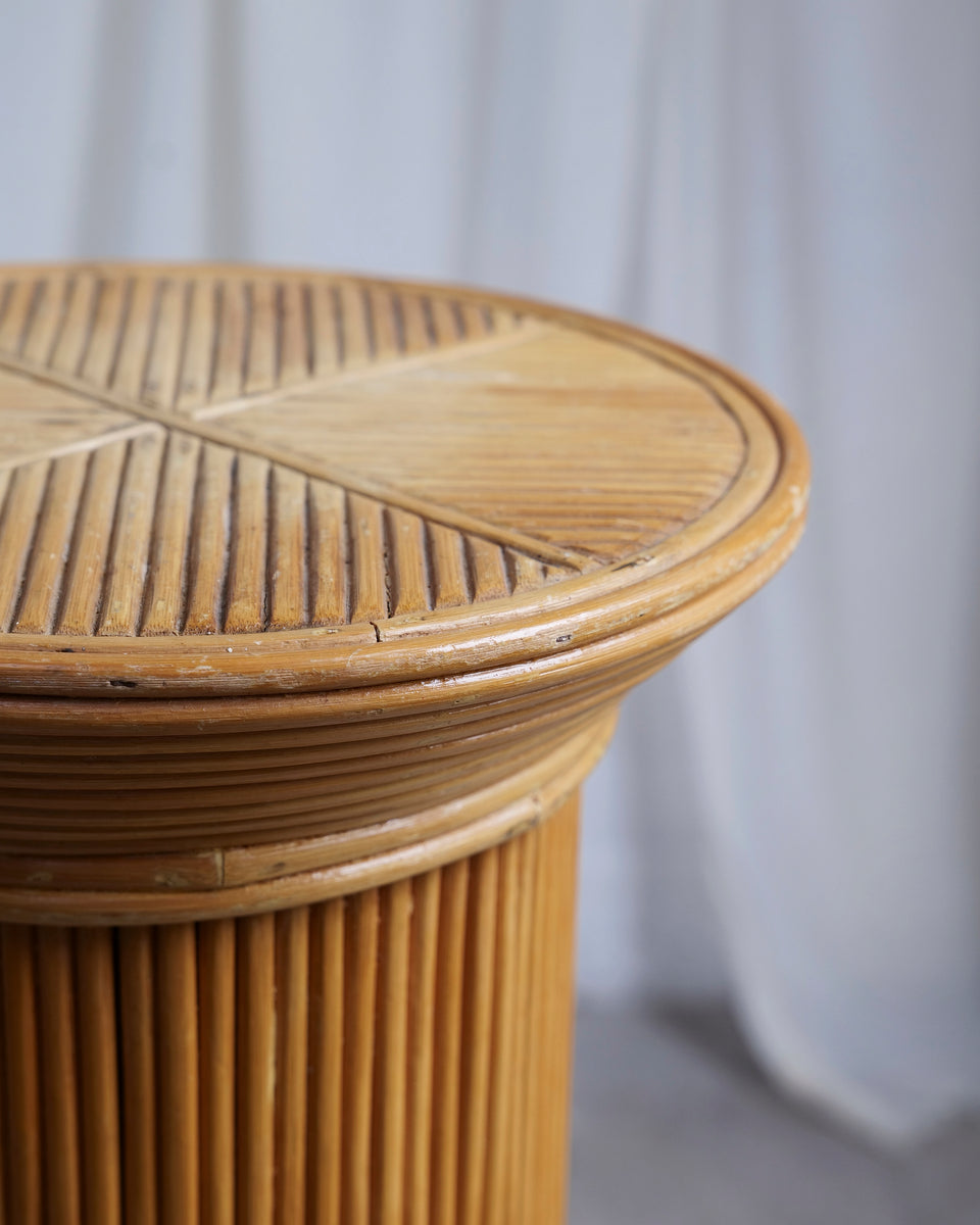 Pencil Reed Column – Vantage Living