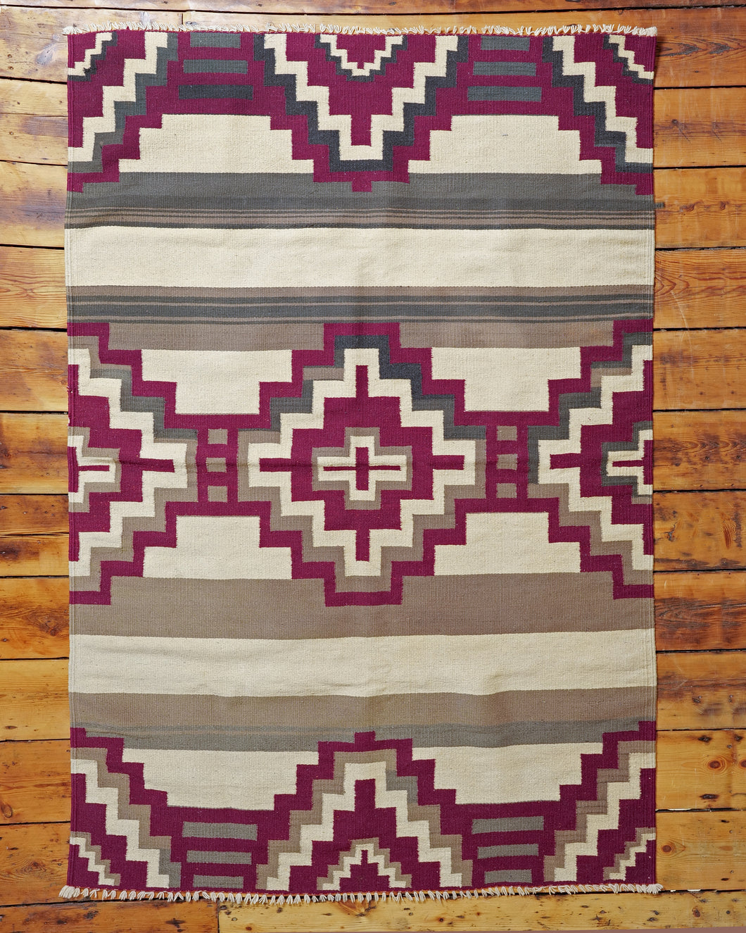 Hand-woven Swedish RÖLAKAN rug