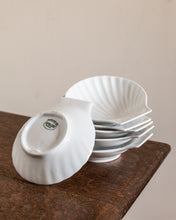Load image into Gallery viewer, White Scallop Shell Dishes
