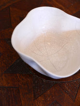 Load image into Gallery viewer, Raku Fired Frill Bowl
