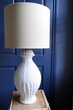 Load image into Gallery viewer, Mid Century Ceramic Corn Table Lamp
