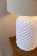 Load image into Gallery viewer, Vintage Ceramic White Lamp
